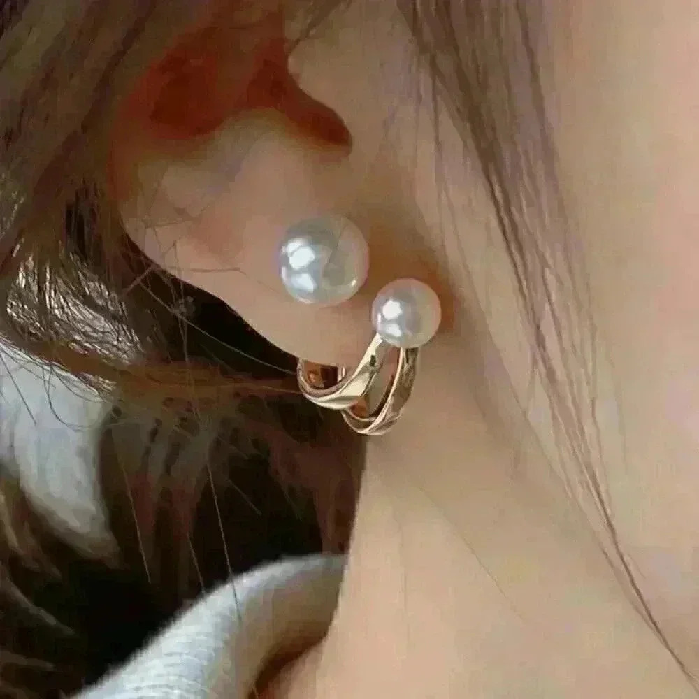 Chic Curved Earrings - Picture 7 of 9